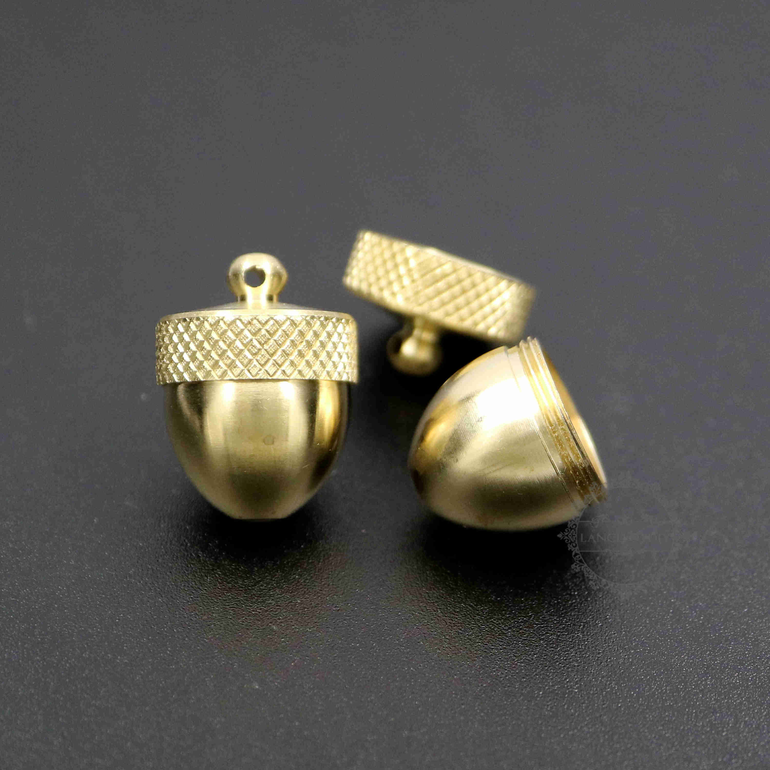 5Pcs 20x25mm vintage style raw brass antiqued silver bronze acorn nut locket memorial vial cremation urn secret stash canister 1800405 - Click Image to Close